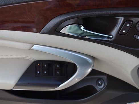 Used 2016 Buick Regal Premium w/ Driver Confidence Package #1 image 12