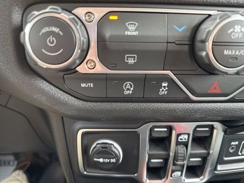 New 2026 Jeep Wrangler Unlimited Sport AWD/4WD image 39