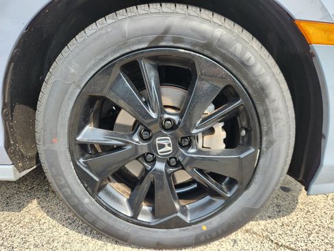 Used 2023 Honda Odyssey Sport image 21