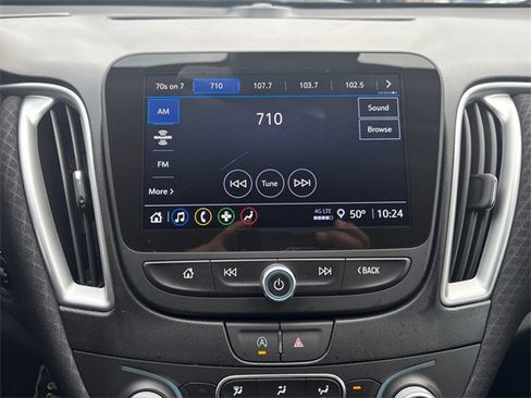 Used 2024 Chevrolet Malibu LT image 21