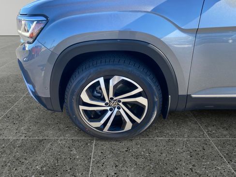 Used 2021 Volkswagen Atlas SEL Premium image 14