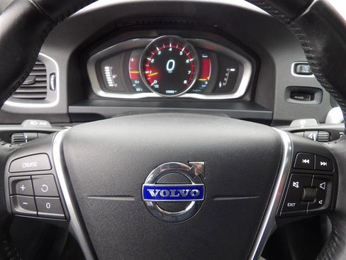 Used 2015 Volvo S60 T5 Premier image 26
