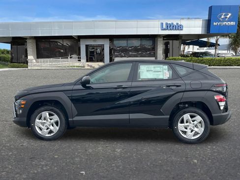 New 2026 Hyundai Kona SE image 6