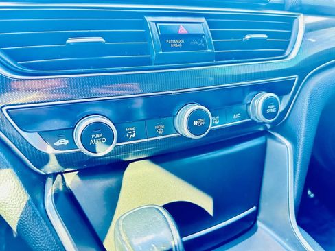 Used 2019 Honda Accord Sport image 22