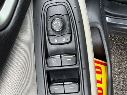 Used 2024 Subaru Forester AWD/4WD image 18