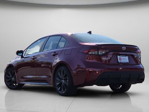 Certified 2025 Toyota Corolla XSE FWD image 24