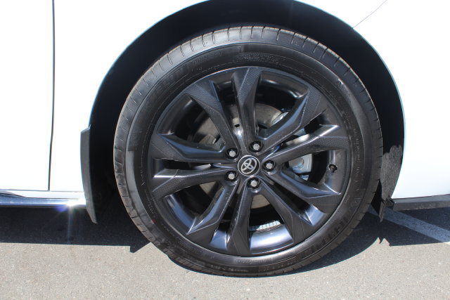 Certified 2026 Toyota Sienna XSE FWD image 10