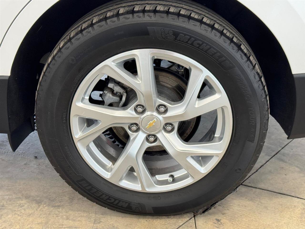 Used 2021 Chevrolet Equinox Premier AWD/4WD image 35