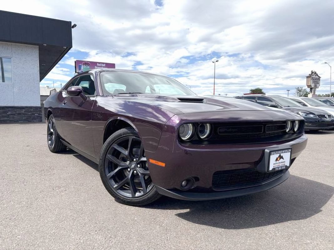 Used 2021 Dodge Challenger SXT w/ Blacktop Package RWD image 1
