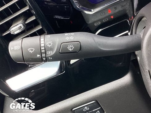 Used 2024 Chevrolet Silverado 1500 RST AWD/4WD image 21