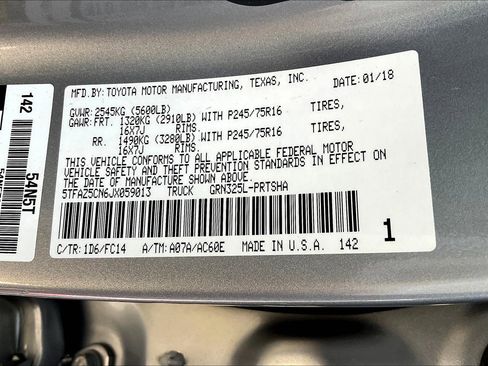 Used 2018 Toyota Tacoma SR5 RWD image 31