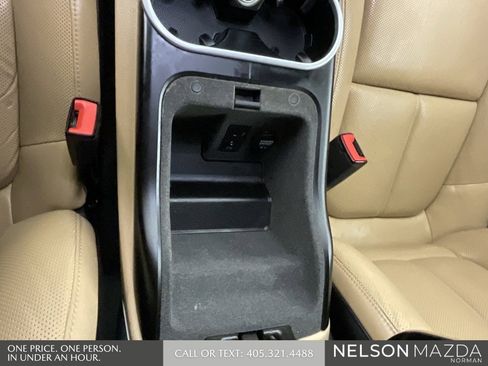 Used 2017 Porsche Cayenne image 40