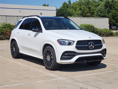 Used 2022 Mercedes-Benz GLE 450 4MATIC image 3