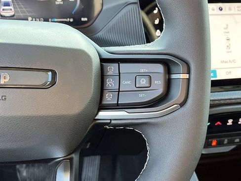 New 2026 Jeep Cherokee Overland AWD/4WD image 25