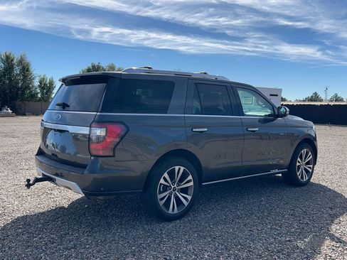 Used 2021 Ford Expedition Platinum image 6