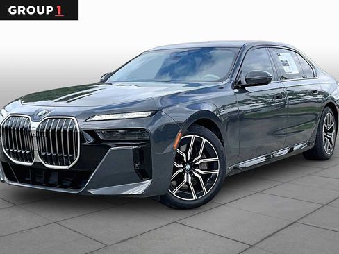 Used 2023 BMW 760i xDrive w/ Executive Package AWD/4WD image 1