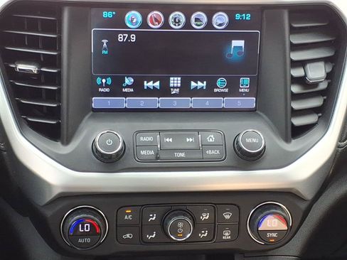 Used 2017 GMC Acadia SLT AWD/4WD image 6