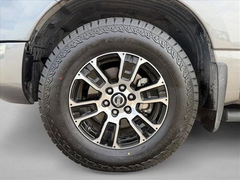 Used 2022 Nissan Titan SV w/ Accessory Utility Package image 23