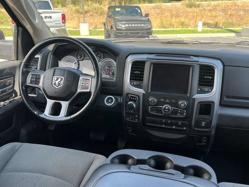 Used 2022 RAM 1500 Classic SLT w/ Electronics Convenience Group AWD/4WD image 21