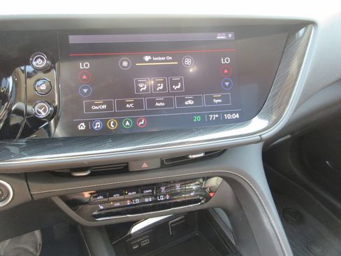 Certified 2021 Buick Envision Essence w/ Technology Package I AWD/4WD image 29