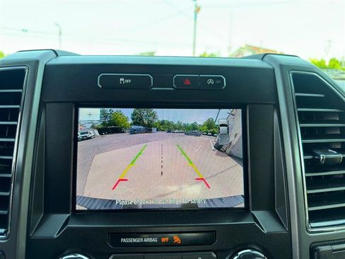 Used 2019 Ford F150 XLT w/ Equipment Group 301A Mid AWD/4WD image 17