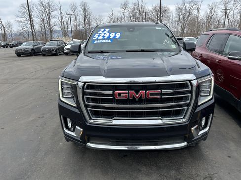 Used 2022 GMC Yukon SLT image 2