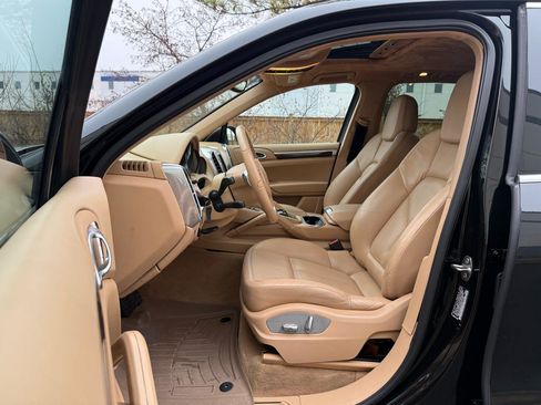 Used 2012 Porsche Cayenne AWD/4WD image 14