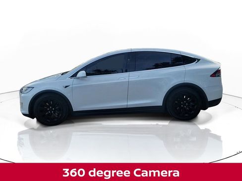 Used 2017 Tesla Model X 90D AWD/4WD image 2