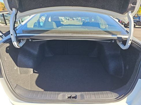 Used 2025 Nissan Altima 2.5 S image 15