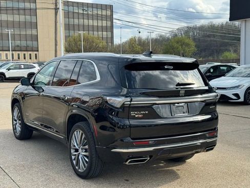 Certified 2025 Buick Enclave Avenir w/ Super Cruise Package AWD/4WD image 3