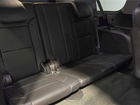 Used 2016 GMC Yukon XL SLT w/ Open Road Package image 17