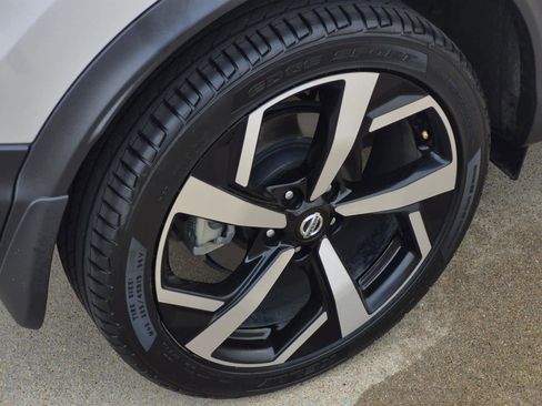 Used 2022 Nissan Rogue Sport SL image 7