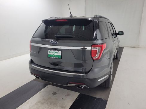 Used 2018 Ford Explorer Limited image 7