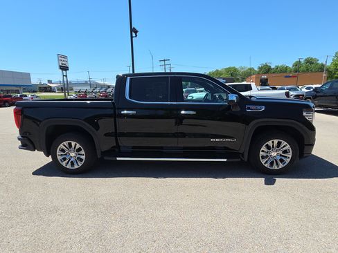Certified 2025 GMC Sierra 1500 Denali AWD/4WD image 11
