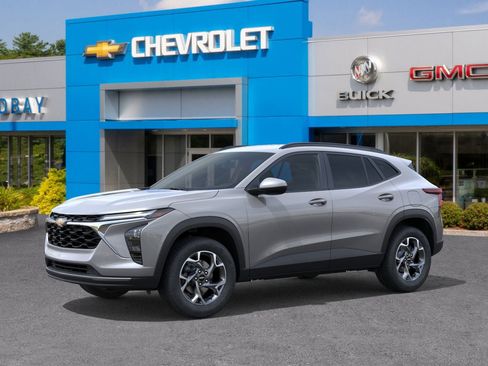 New 2026 Chevrolet Trax LT w/ LT Convenience Package image 2