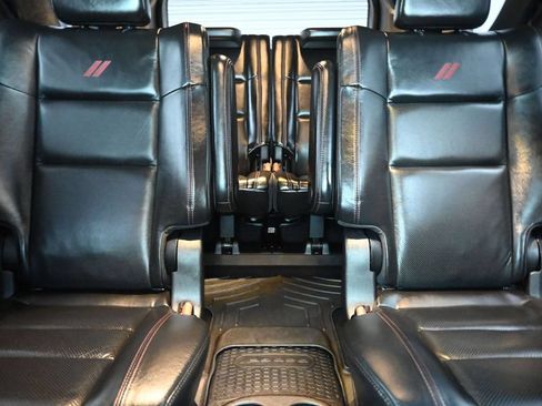 Used 2021 Dodge Durango R/T w/ Tow 'N Go Package AWD/4WD image 30
