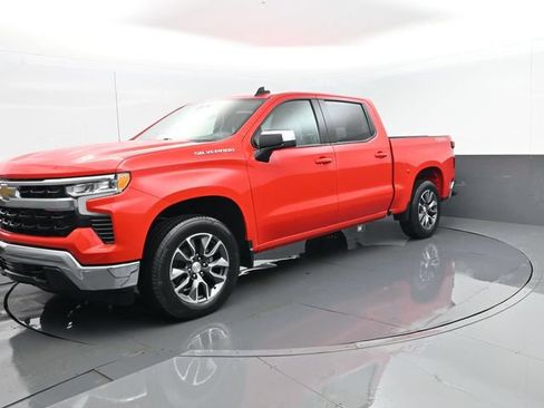Used 2023 Chevrolet Silverado 1500 LT AWD/4WD image 1