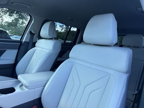 Used 2026 Hyundai Santa Fe SEL FWD image 14