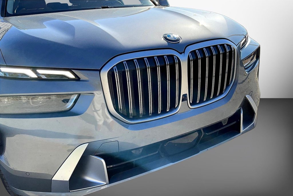 Used 2024 BMW X7 xDrive40i AWD/4WD image 34