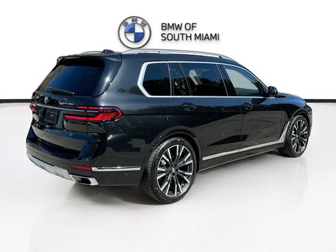 Certified 2024 BMW X7 xDrive40i image 7