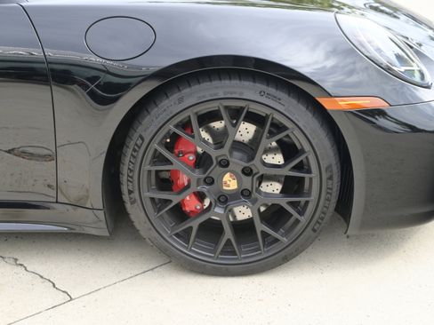 Used 2024 Porsche 911 Targa 4S image 12