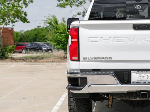 Used 2025 Chevrolet Silverado 2500 LTZ w/ LTZ Premium Package AWD/4WD image 49