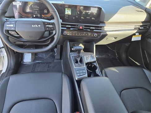 New 2026 Kia Sportage EX image 25