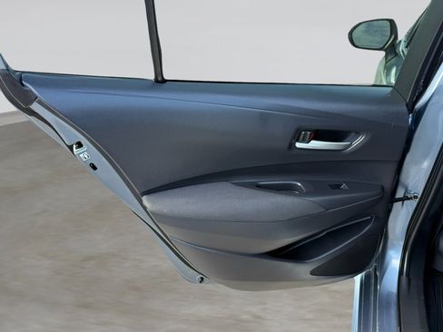 Used 2020 Toyota Corolla LE image 23