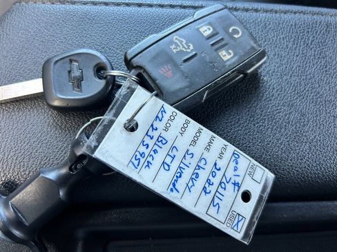 Used 2022 Chevrolet Silverado 1500 Custom w/ LPO, Dark Essentials Package image 17