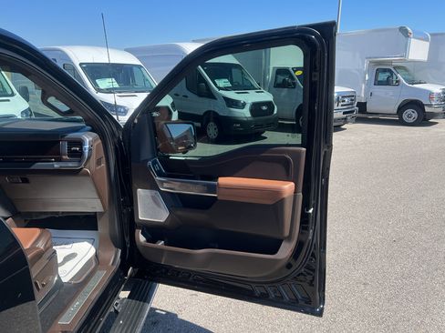 Used 2024 Ford F150 King Ranch w/ FX4 Off-Road Package image 23