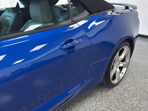 Used 2018 Chevrolet Camaro SS RWD image 33
