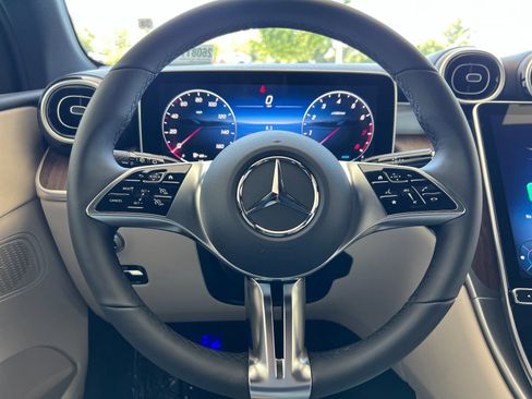 New 2026 Mercedes-Benz GLC 300 image 28