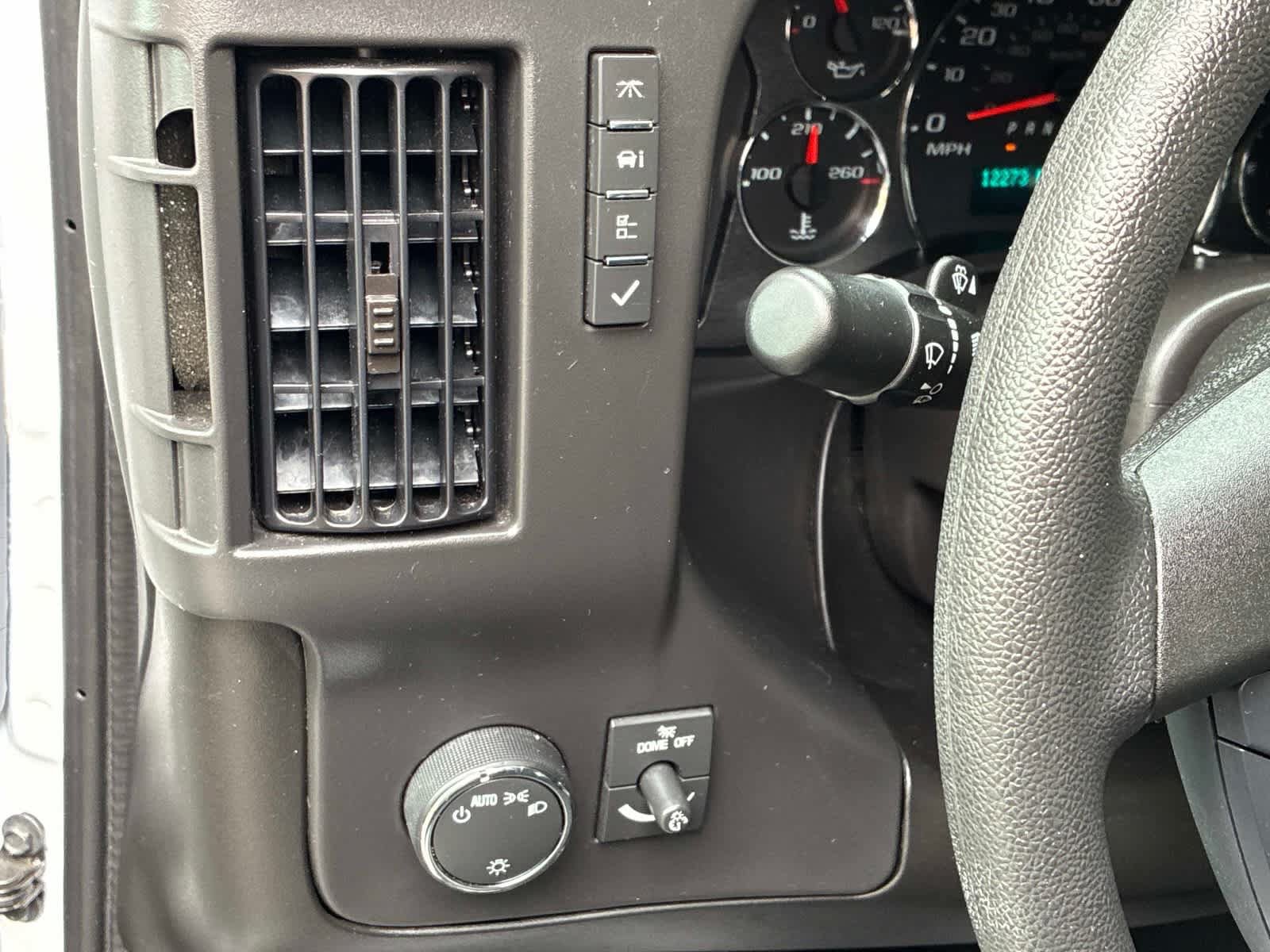 Used 2025 GMC Savana 2500 w/ Driver Convenience Package RWD image 28