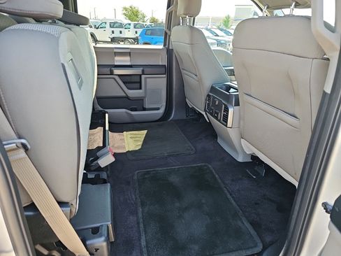 Used 2017 Ford F150 XLT w/ Equipment Group 302A Luxury AWD/4WD image 14